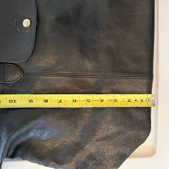 Longchamp Classic Black Leather Shoulder Bag - Picture 15 of 16